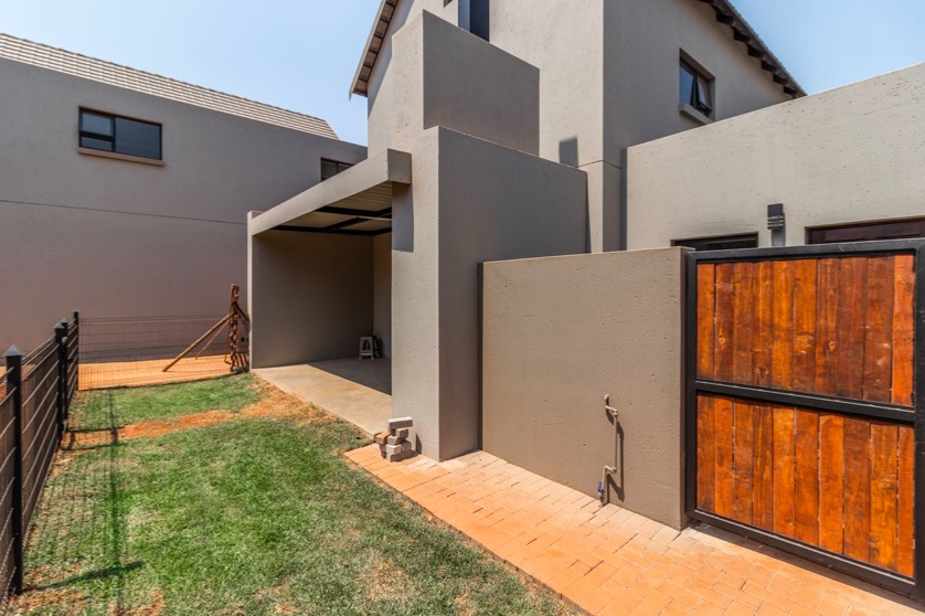 3 Bedroom Property for Sale in Leloko Lifestyle Estate North West